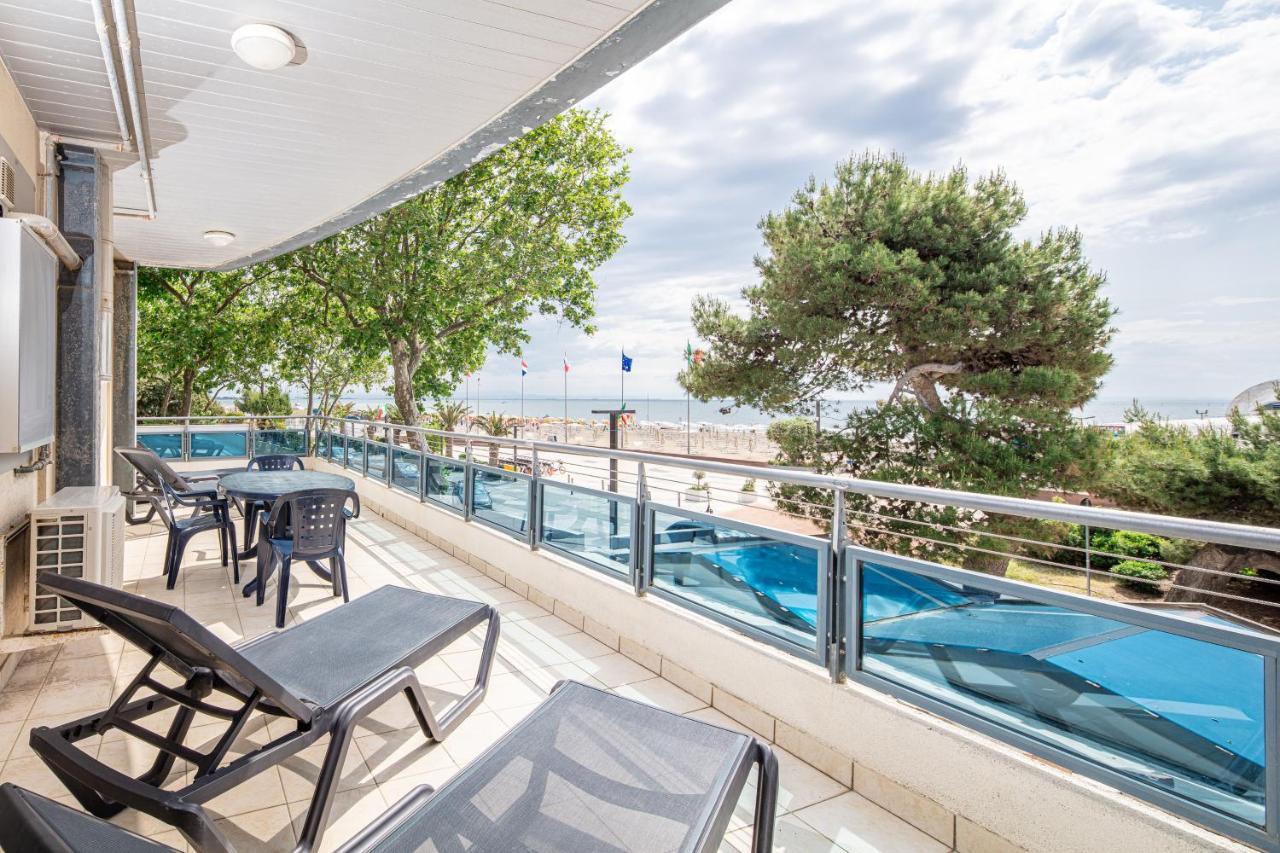 Monaco Apartments Lignano Sabbiadoro Extérieur photo